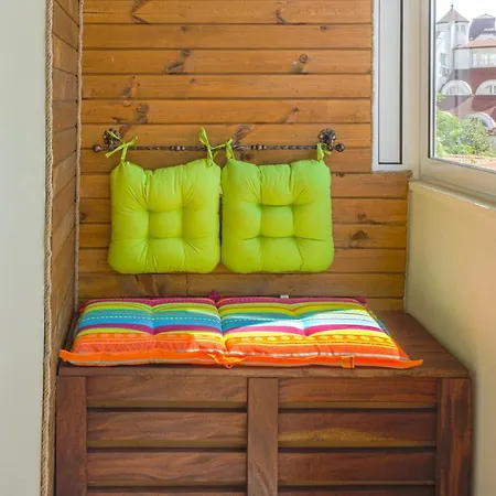 شقة Train Station Flat With Port View